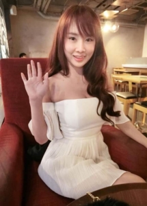 มันแกว สวยๆในชุดขาว น้องมันแกว นมคุณธรรม