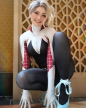 OMGcosplay (24)
