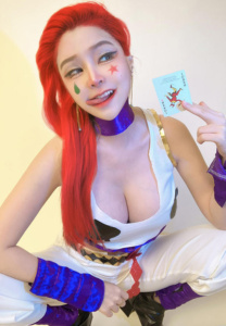 แป้งสามป๋องซาว-โจ๊กเกอร์ แป้งสามป๋องซาว