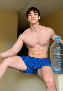 แจกวาร์ป เจ เก้านิ้ว