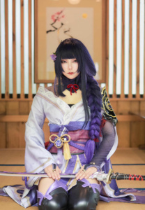 Mild-Piyaporn-นั่ง แจกวาร์ป Mild Piyaporn