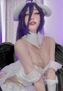 Praewpan Chen (หิวไก่)