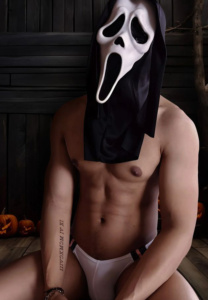 Hemrut-Tuntanapaisarn-haloween Hemrut Tuntanapaisarn