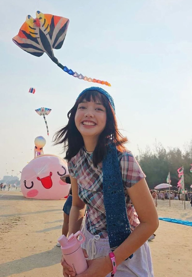 Pigcaploy Pigkaploy สาวสวยเน็ตไอดอลสไตล์เก๋ ดาวเด่น Youtuber