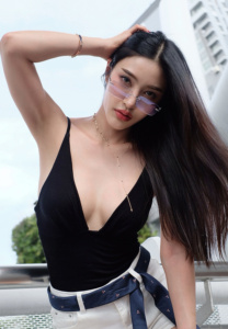 Suchada-Saetia-สาวแว่น Suchada-Saetia-สาวแว่น