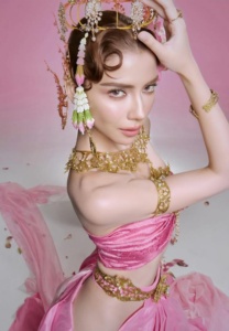 จีน่า วิรายา